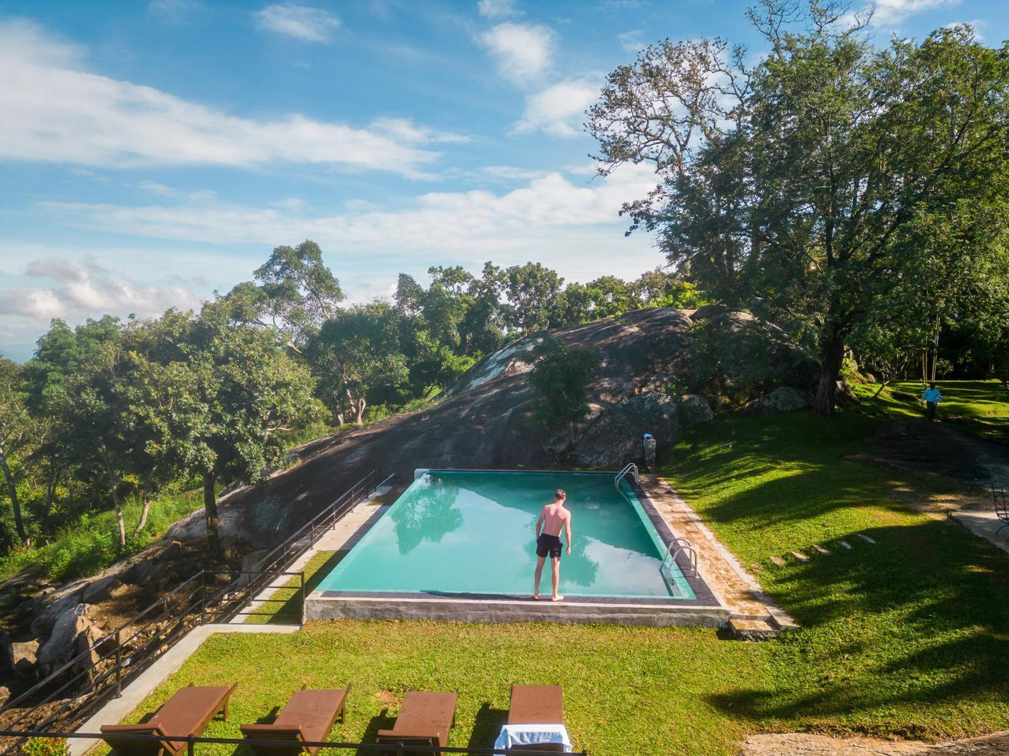 Villa Labugolla แคนดี้ ภายนอก รูปภาพ